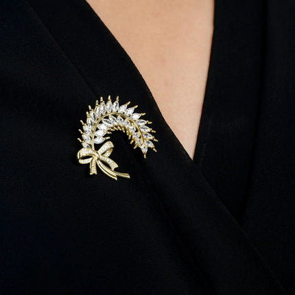 Tied Ribbon Laurel Leaf Brooch Gold