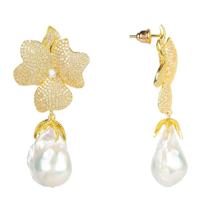 Baroque Pearl White Flower Earrings Yellow Gold