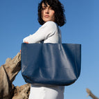 Classic / Navy blue