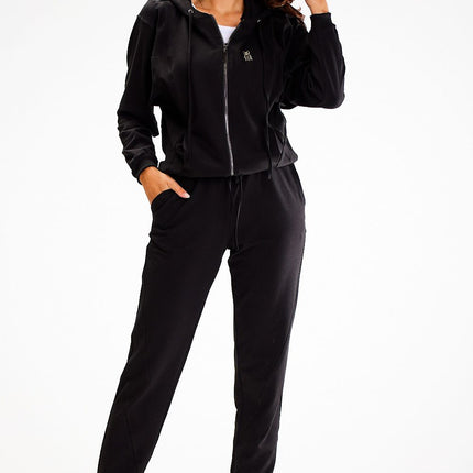  Sweatshirt model 187145 awama 