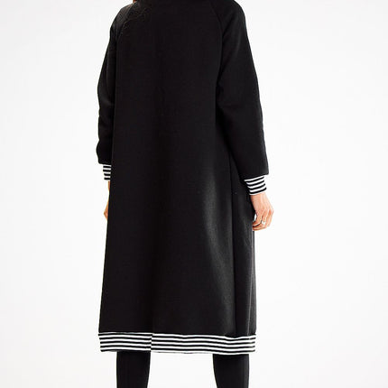  Sweatshirt model 187130 awama 