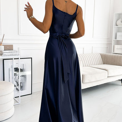  Long dress model 188108 Numoco 