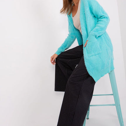  Cardigan model 188285 AT 