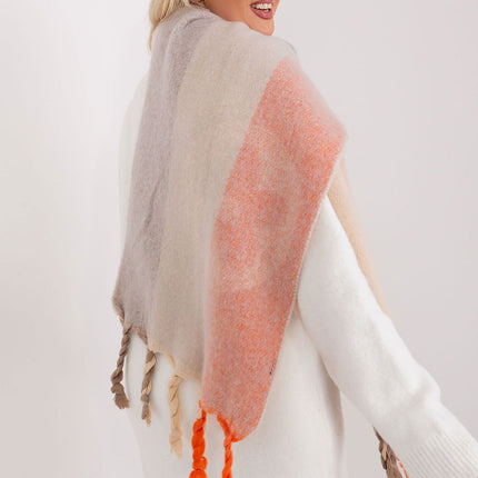  Shawl model 190545 AT 