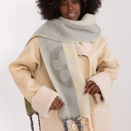  Shawl model 190558 AT 