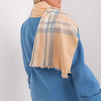  Shawl model 190564 AT 