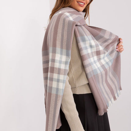  Shawl model 190568 AT 
