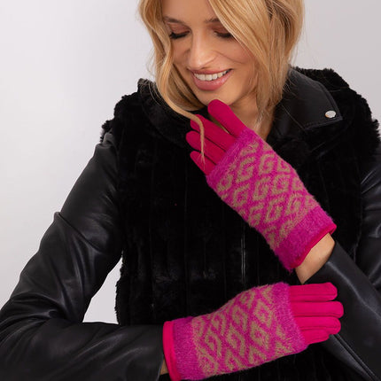 Gloves model 190819 AT 