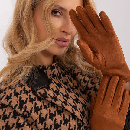  Gloves model 190825 AT 