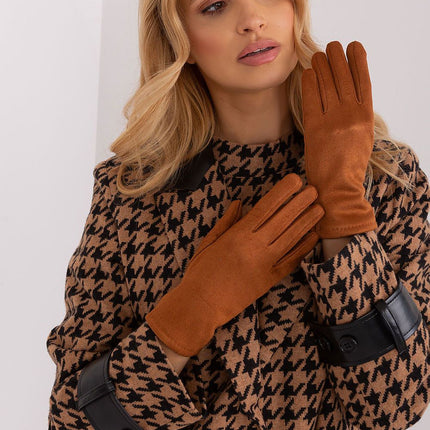  Gloves model 190825 AT 