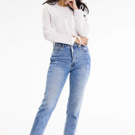  Blouse model 195848 awama 