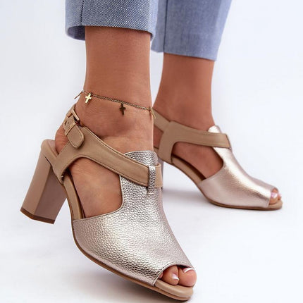  Flip-flops model 196231 Step in style 