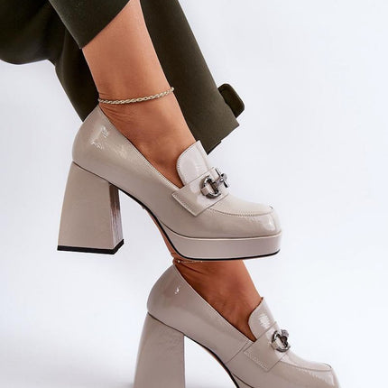  Heeled low shoes model 196315 Step in style 