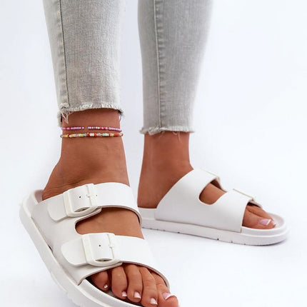  Flip-flops model 197415 Step in style 