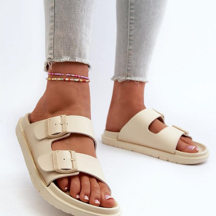  Flip-flops model 197418 Step in style 