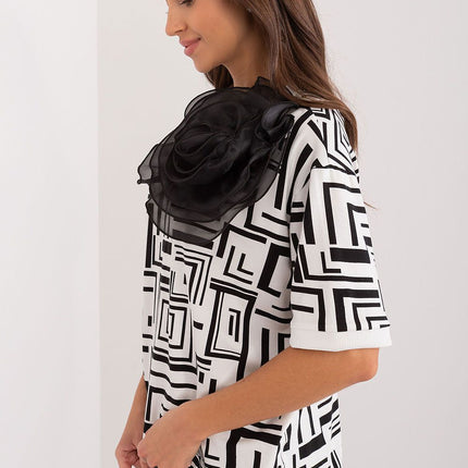 Blouse model 197737 Lakerta 