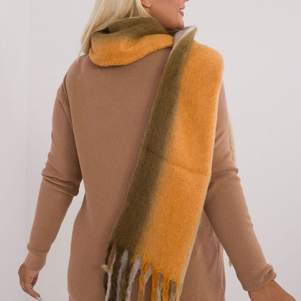  Shawl model 200283 AT 