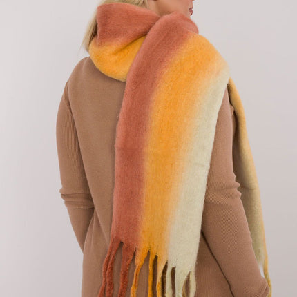  Shawl model 200284 AT 