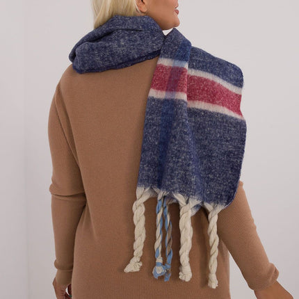  Shawl model 200289 AT 