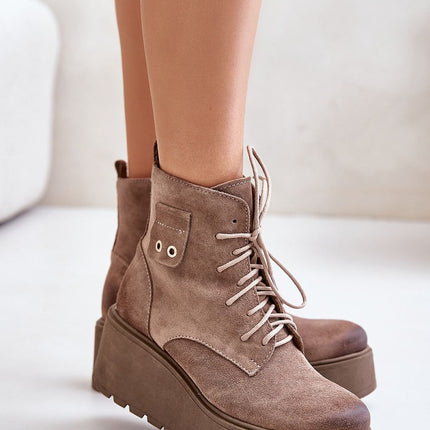  Platform boots model 201171 Step in style 