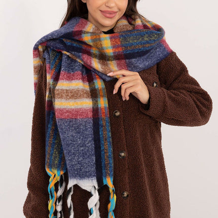  Shawl model 202581 AT 