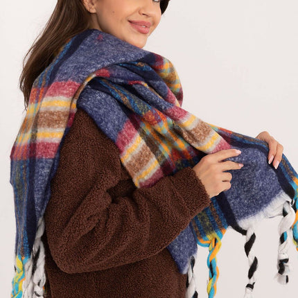  Shawl model 202581 AT 