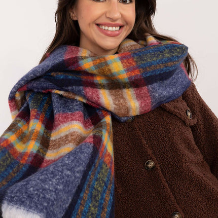  Shawl model 202581 AT 