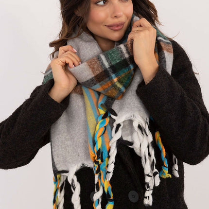  Shawl model 202583 AT 