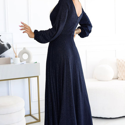  Long dress model 203071 Numoco 
