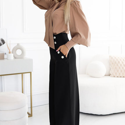  Trousers model 204444 Numoco 