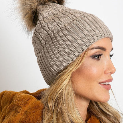  Cap model 208257 AT 