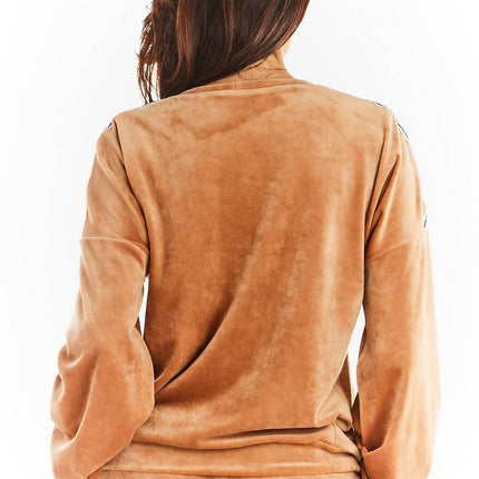  Sweatshirt model 149766 awama 