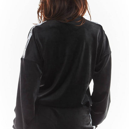 Sweatshirt model 149767 awama 