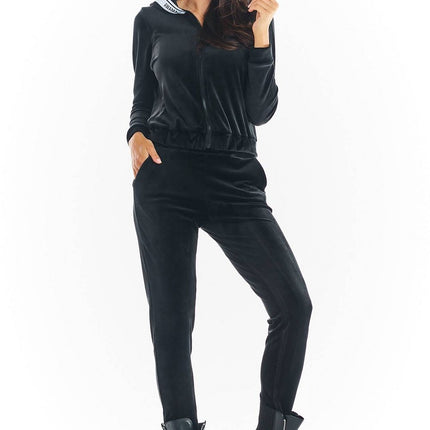  Sweatshirt model 149768 awama 