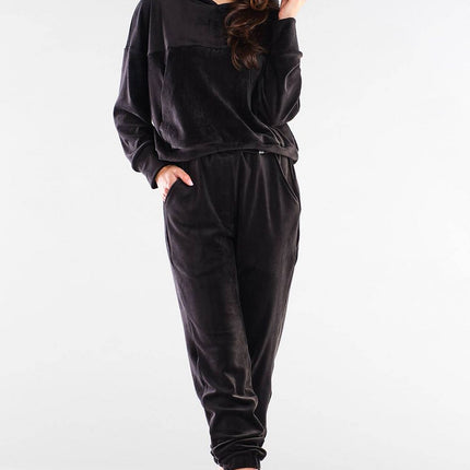  Sweatshirt model 155466 awama 