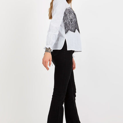  Blouse model 174947 Lakerta 