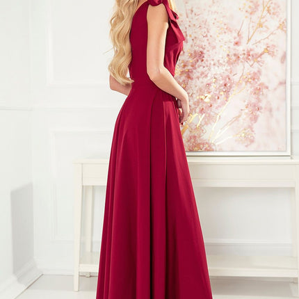  Long dress model 175009 Numoco 
