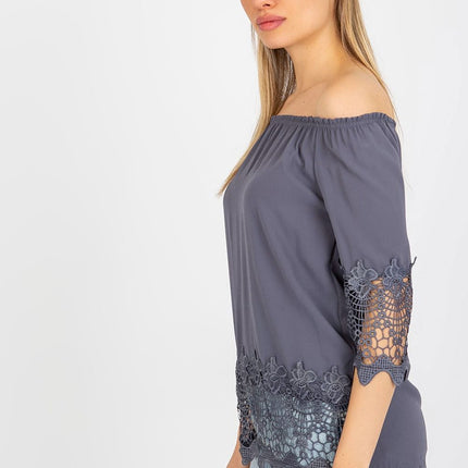  Blouse model 176733 Lakerta 