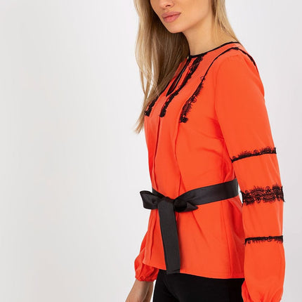  Blouse model 176736 Lakerta 