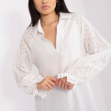  Blouse model 182076 Lakerta 