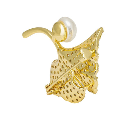 Ginkgo Leaf and Pearl Brooch Gold