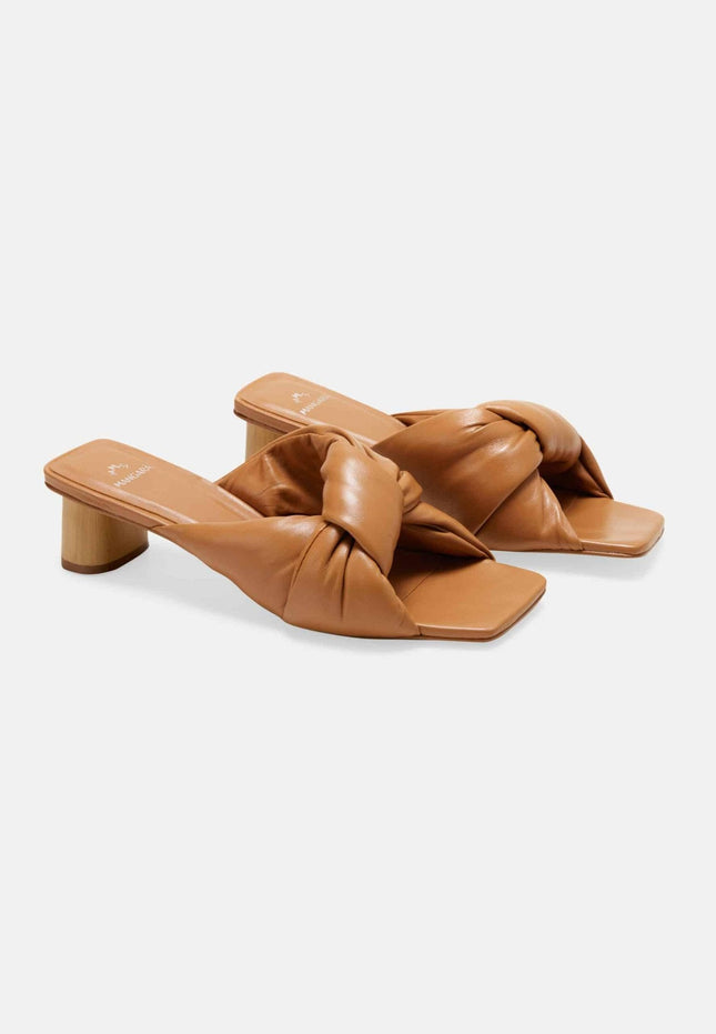 Carobá Caramel Leather Mules – 4cm Cylindrical Block Heel Slip-On