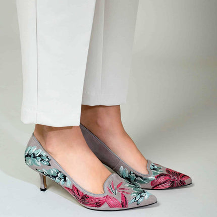 Ipê Suede Turquoise Leather Pumps – 6cm Embroidered Kitten Heel