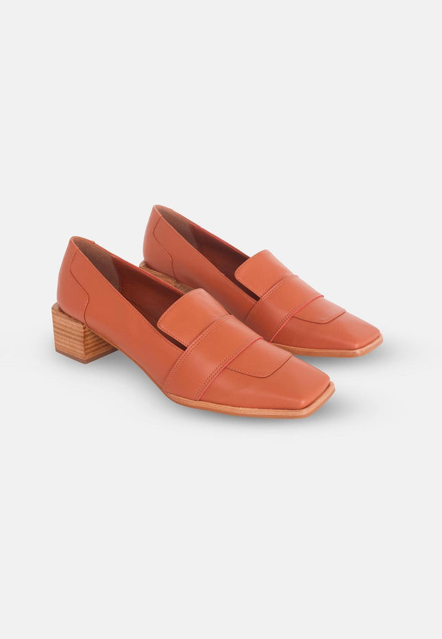 Louro Loafers in Caramel Calf Leather – 4cm Block Heel