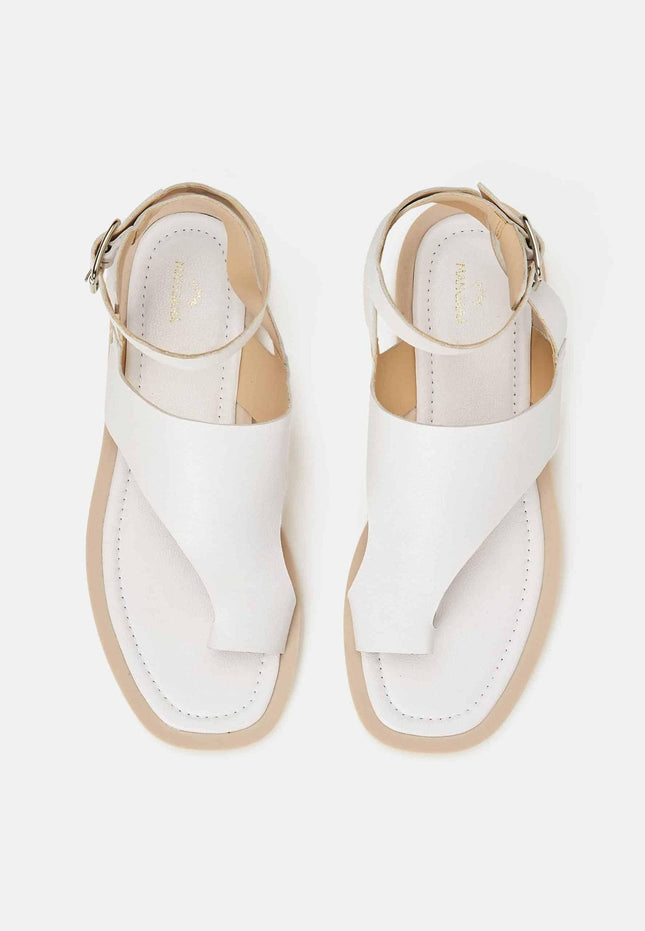 Paineira White Leather Toe-Ring Flat