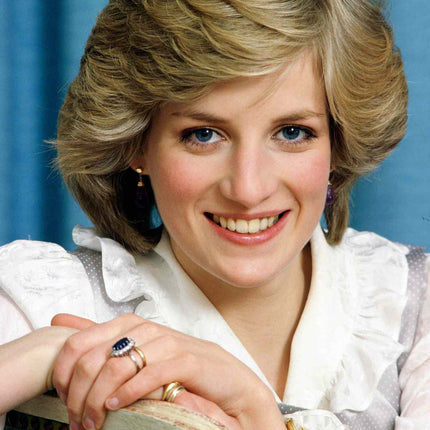 Princess Diana Inspired 3.00CTW AGI Certified G/vs Lab-Grown Sapphire and Diamond Halo Ring in 14K White Gold