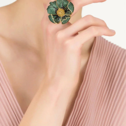 Poppy Flower Green Ring Gold