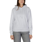 white / L