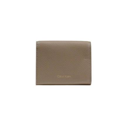Calvin Klein  Women Wallet