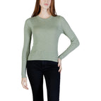 green / L
